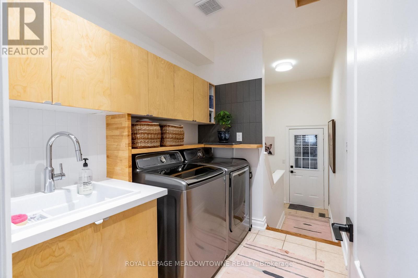 26 Emperor Drive, Brampton, Ontario  L6P 1X5 - Photo 19 - W12784144