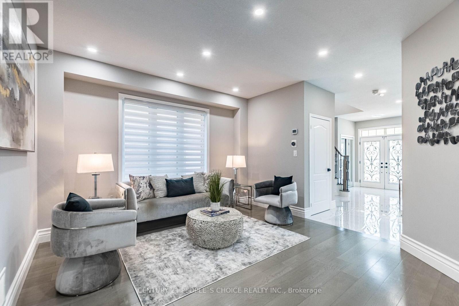 78 Abercrombie Crescent E, Brampton (Northwest Brampton), Ontario  L7A 4N3 - Photo 5 - W12784148