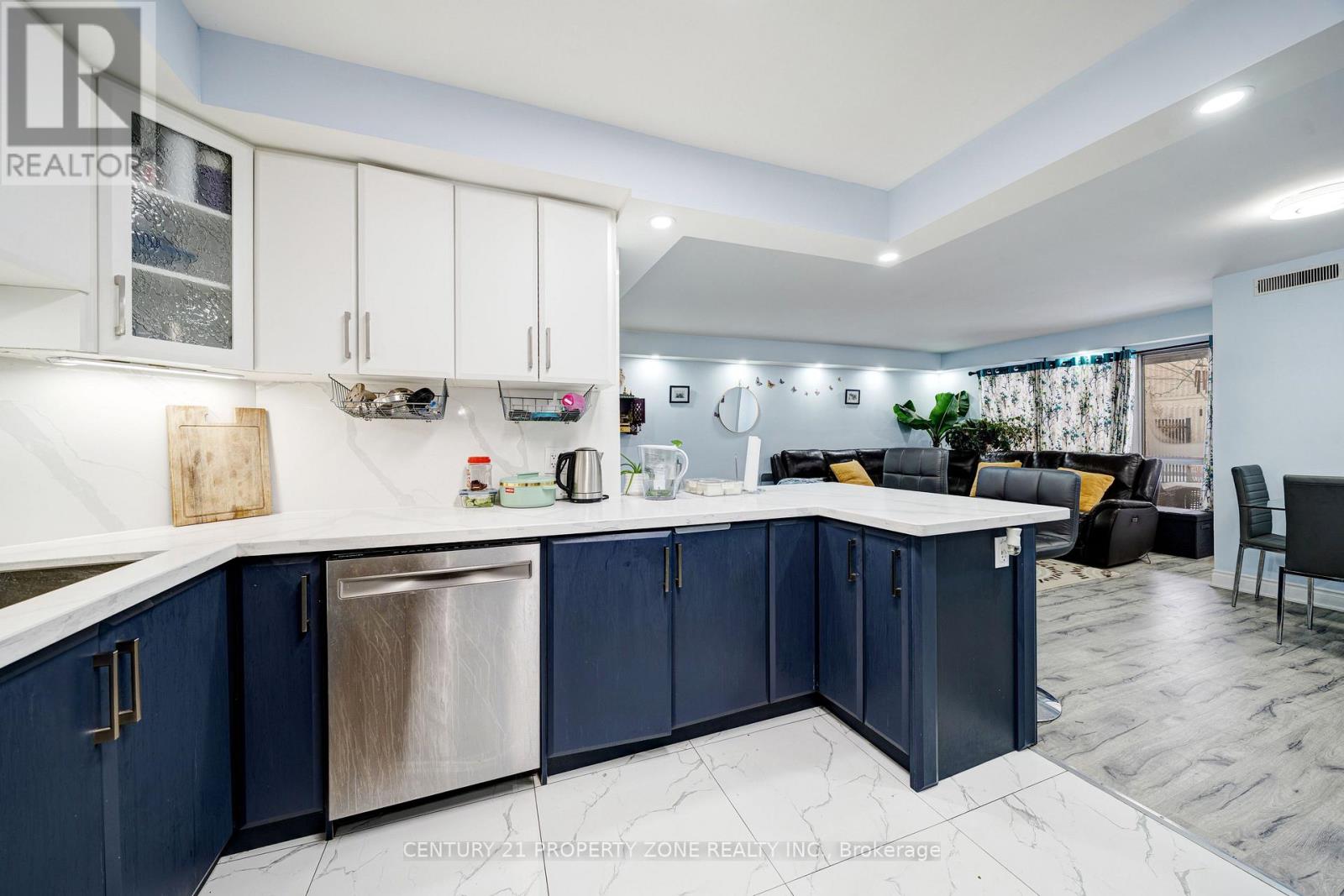 112 - 1250 Mississauga Valley Boulevard, Mississauga, Ontario  L5A 3R6 - Photo 18 - W12784176