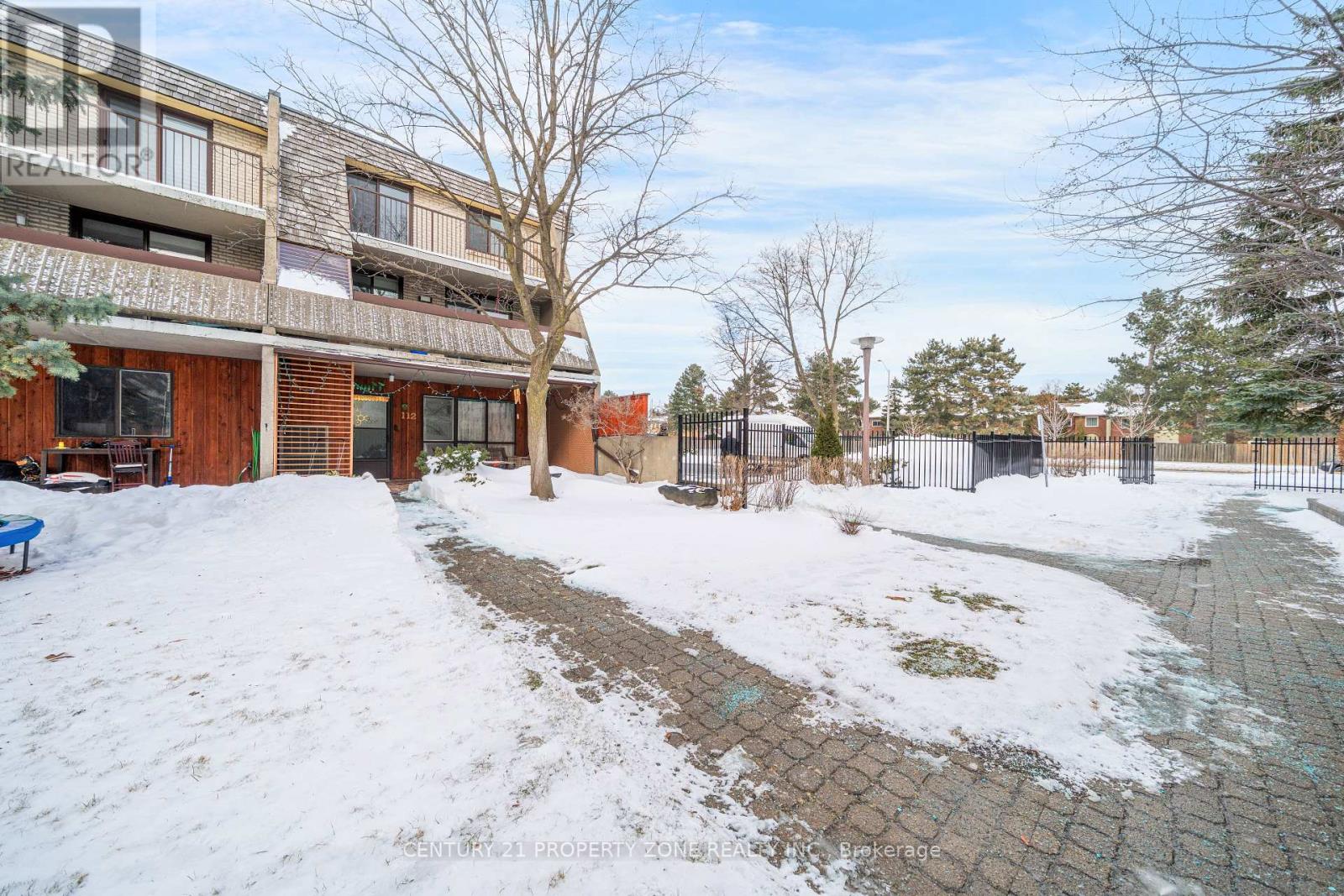 112 - 1250 Mississauga Valley Boulevard, Mississauga, Ontario  L5A 3R6 - Photo 2 - W12784176