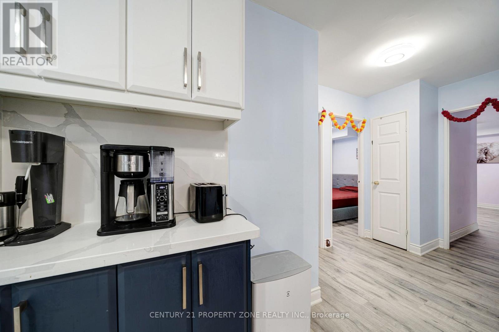 112 - 1250 Mississauga Valley Boulevard, Mississauga, Ontario  L5A 3R6 - Photo 36 - W12784176