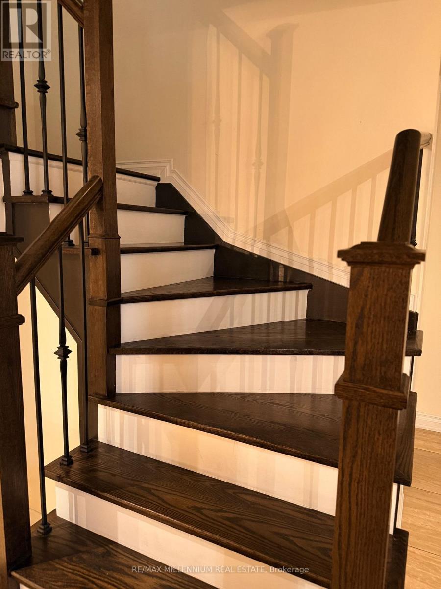 234 Waterbury Street, Caledon (Bolton East), Ontario  L7E 2J1 - Photo 22 - W12784188