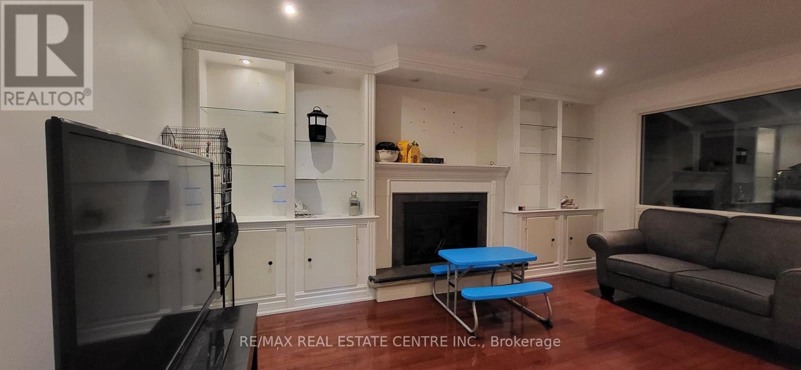 4 Esker Drive, Brampton (Heart Lake East), Ontario  L6Z 3C5 - Photo 11 - W12784314