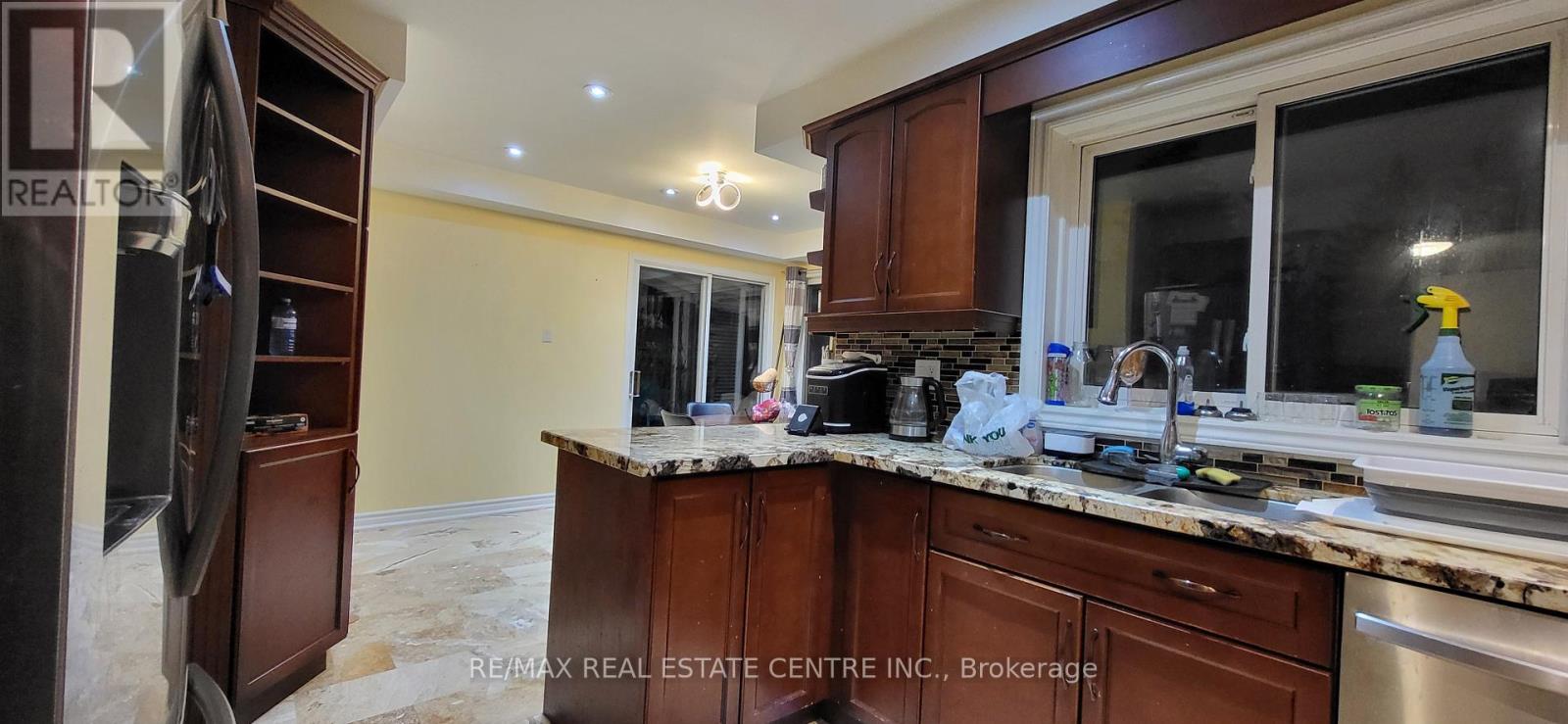 4 Esker Drive, Brampton (Heart Lake East), Ontario  L6Z 3C5 - Photo 20 - W12784314