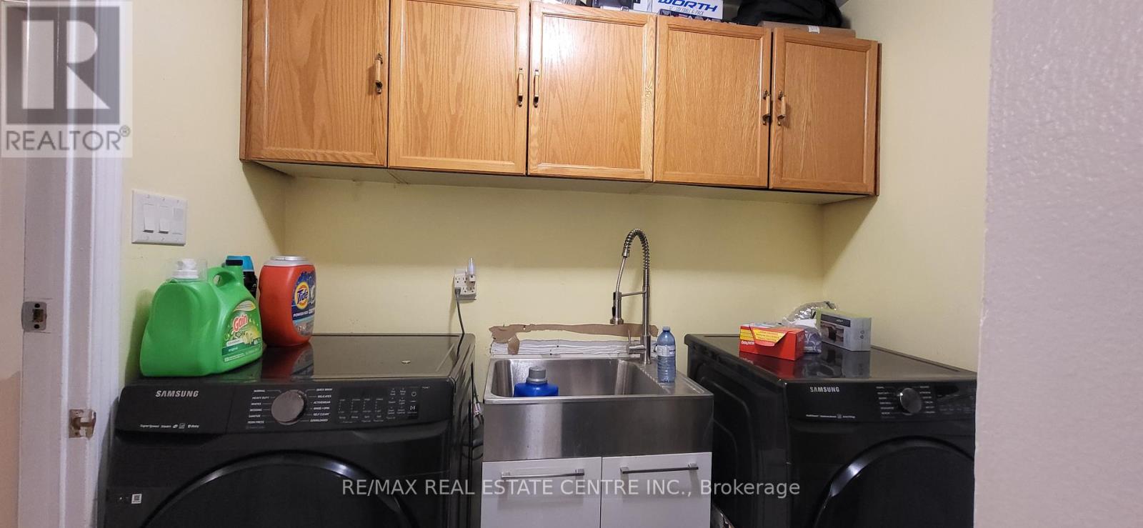 4 Esker Drive, Brampton (Heart Lake East), Ontario  L6Z 3C5 - Photo 24 - W12784314