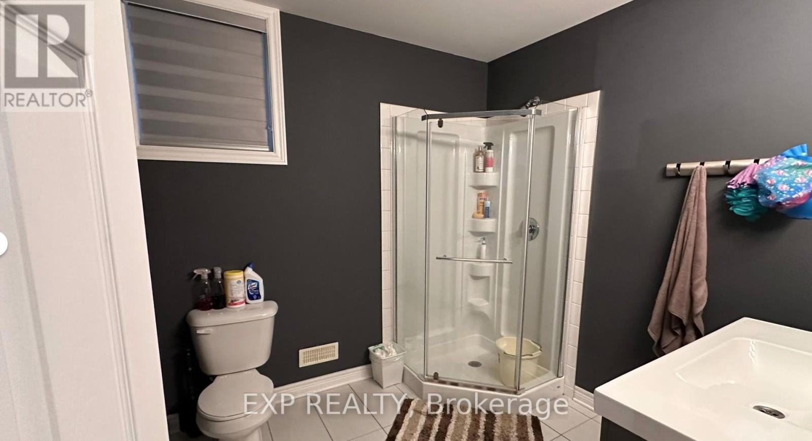 1004 Marigold Crescent, London North (North C), Ontario  N5X 4N9 - Photo 13 - X12784100