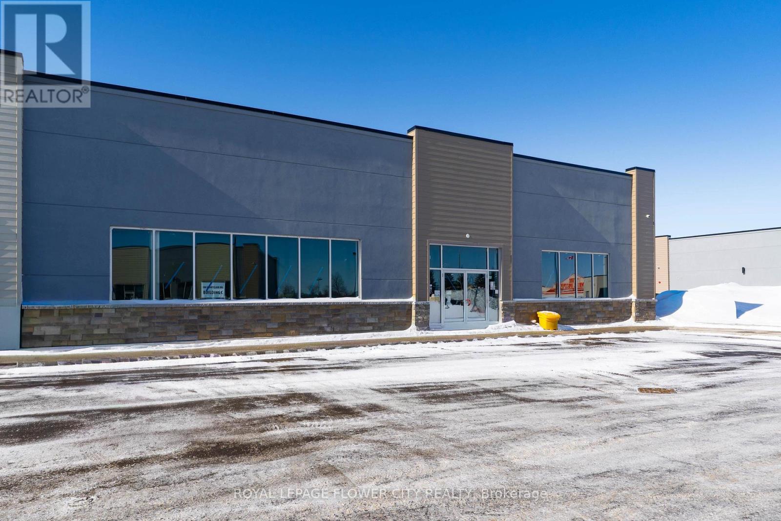 14 - 200 Montclair Drive, Woodstock (Woodstock - South), Ontario  N4S 9A2 - Photo 1 - X12784126