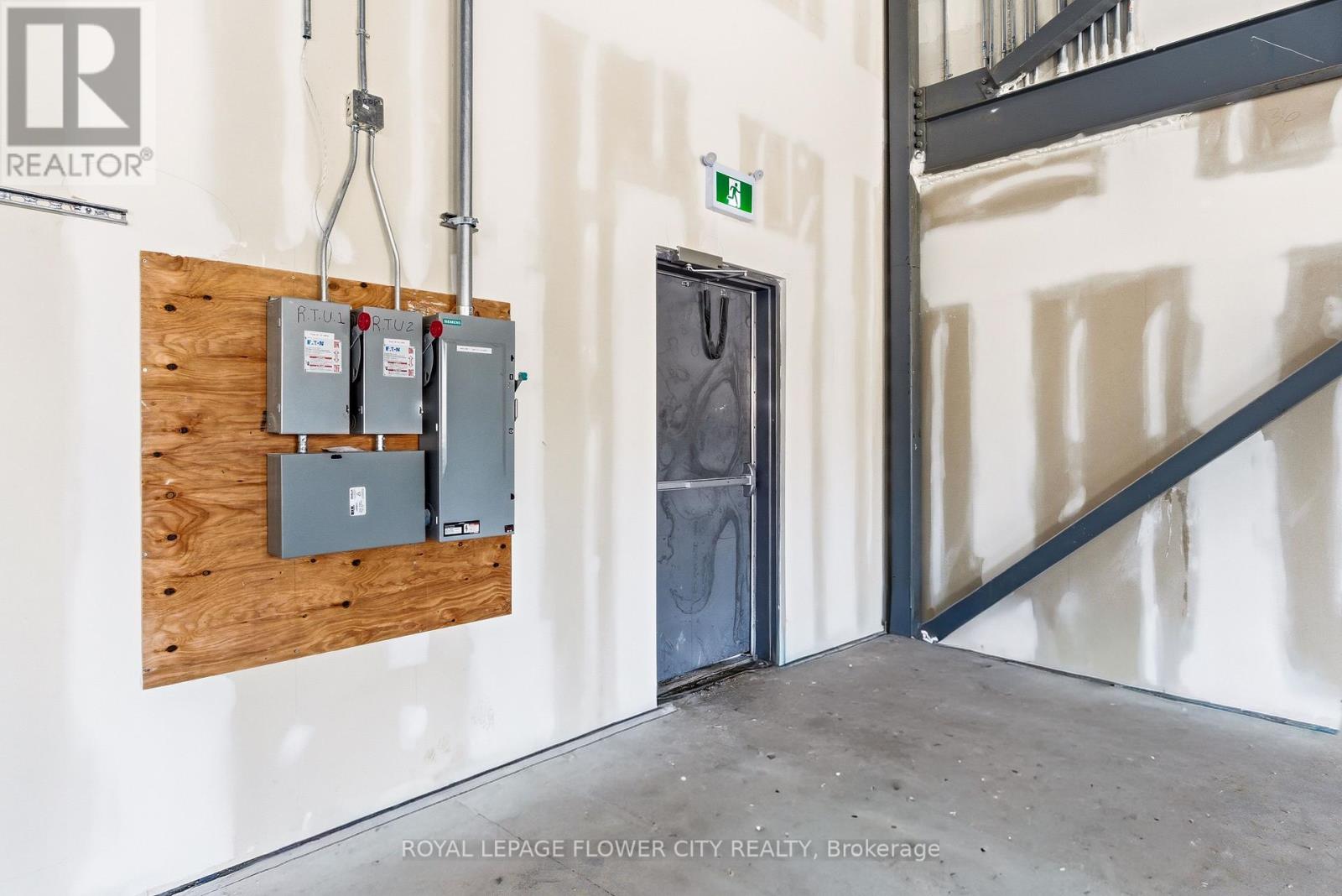 14 - 200 Montclair Drive, Woodstock (Woodstock - South), Ontario  N4S 9A2 - Photo 10 - X12784126