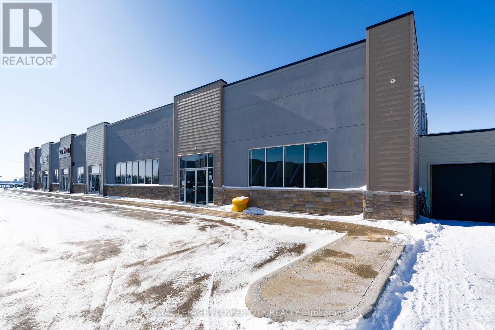 14 - 200 Montclair Drive, Woodstock (Woodstock - South), Ontario  N4S 9A2 - Photo 3 - X12784126