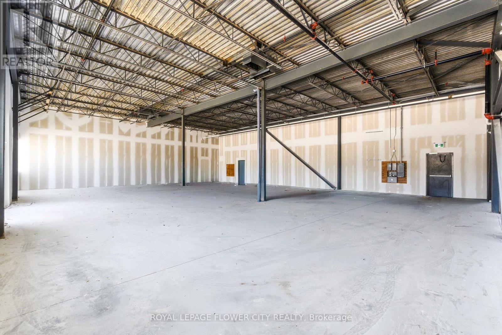 14 - 200 Montclair Drive, Woodstock (Woodstock - South), Ontario  N4S 9A2 - Photo 7 - X12784126