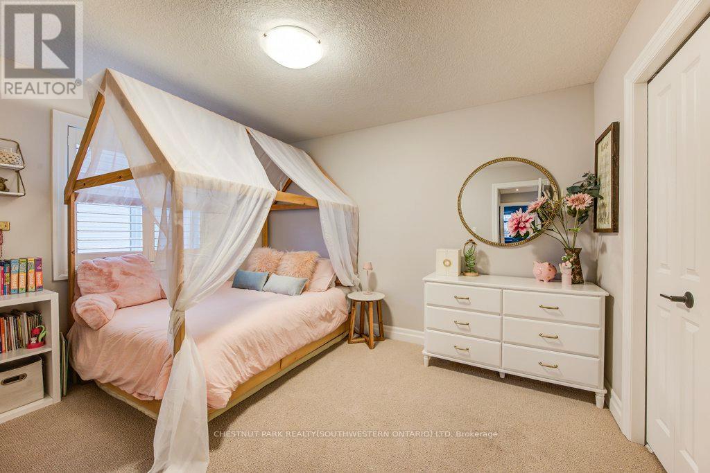 58 Eden Oak Trail, Kitchener, Ontario  N2A 0G3 - Photo 36 - X12784270