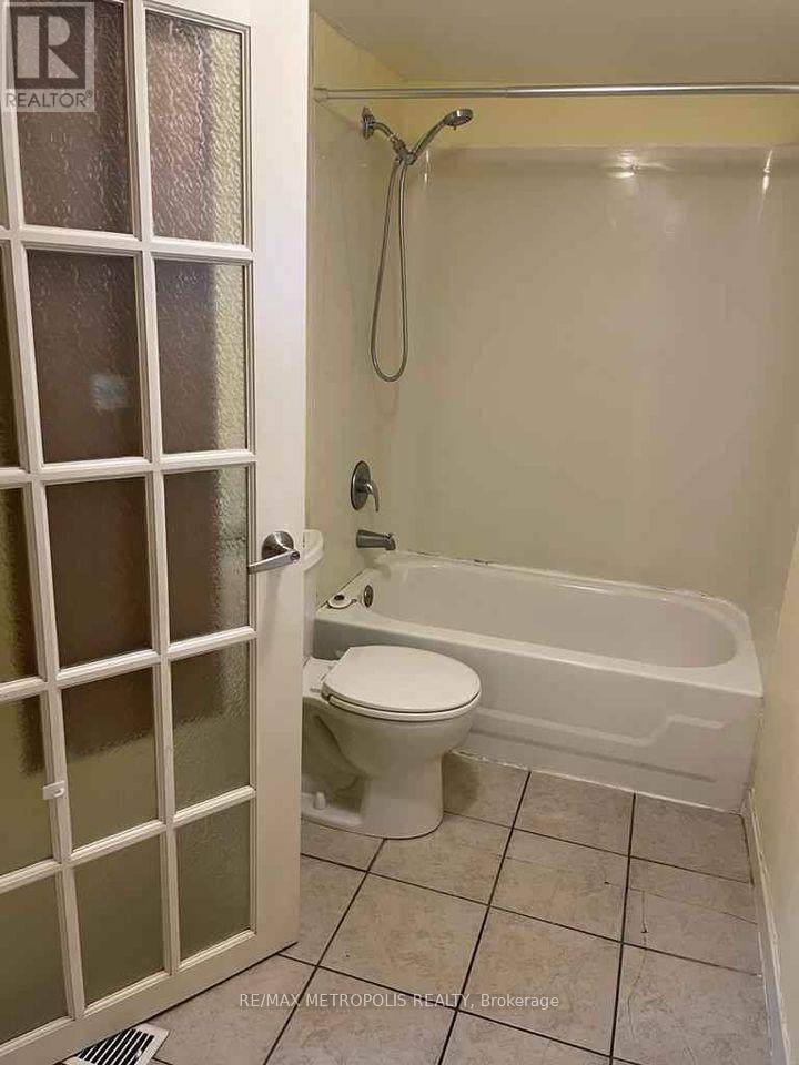 2 - 29 St Andrew Street, London North (North N), Ontario  N6H 1Z5 - Photo 3 - X12784284