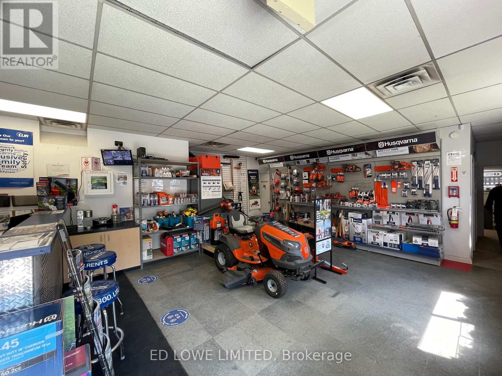 520 Ecclestone Drive, Bracebridge, Ontario  P1L 1R2 - Photo 13 - X12784288