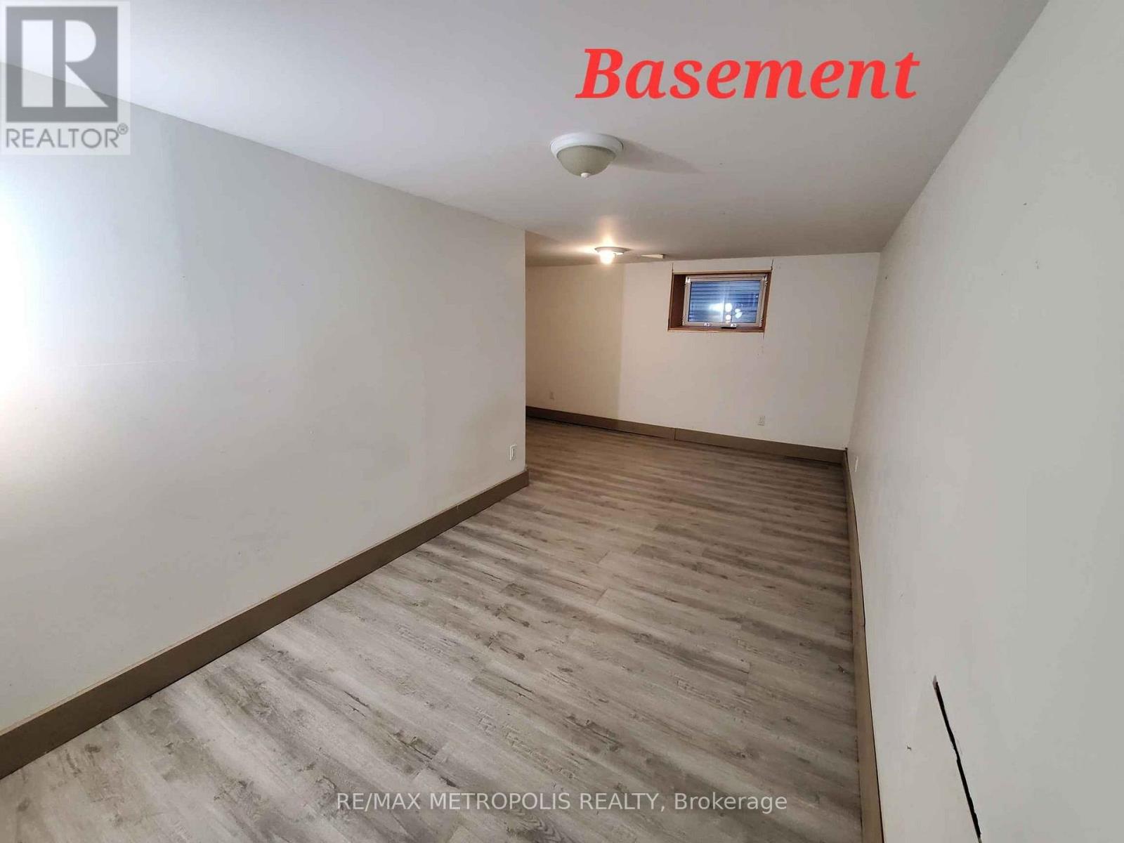 1 - 29 St Andrew Street, London North, Ontario  N6H 1Z5 - Photo 2 - X12784292