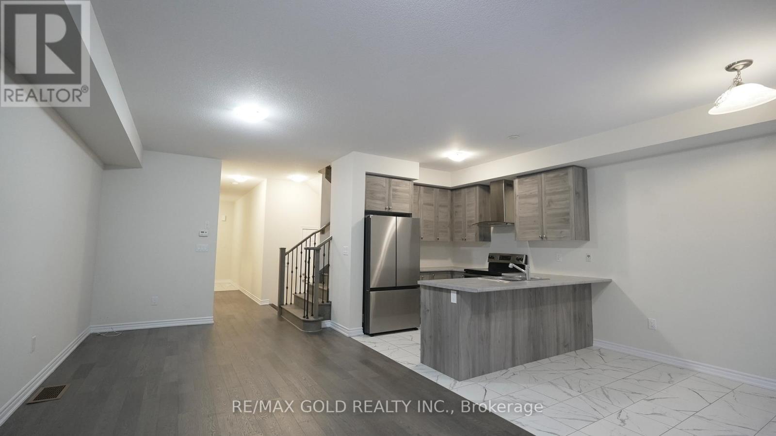 50 Ever Sweet Way, Thorold (Rolling Meadows), Ontario  L2E 6S4 - Photo 2 - X12784320