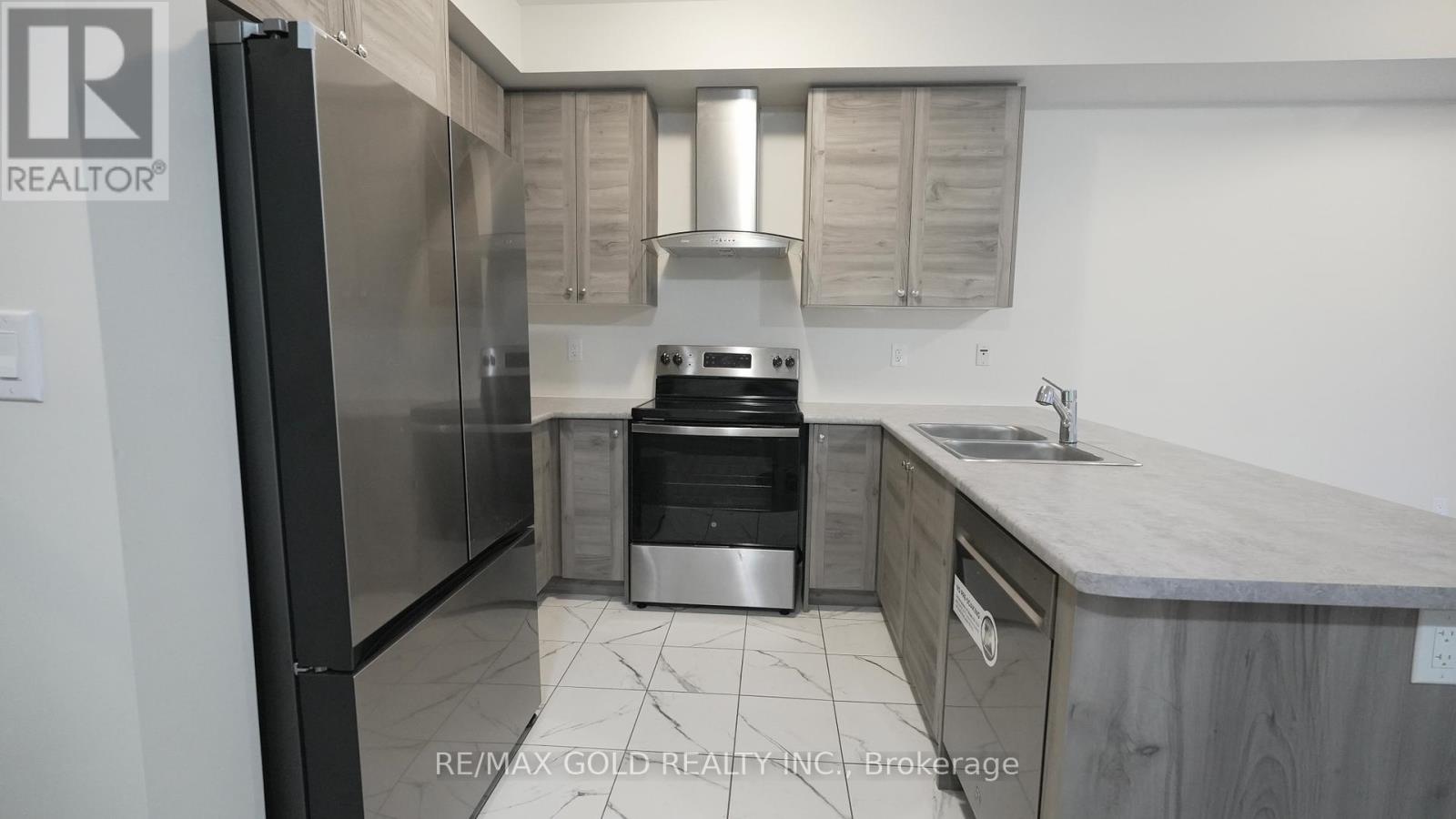 50 Ever Sweet Way, Thorold (Rolling Meadows), Ontario  L2E 6S4 - Photo 4 - X12784320