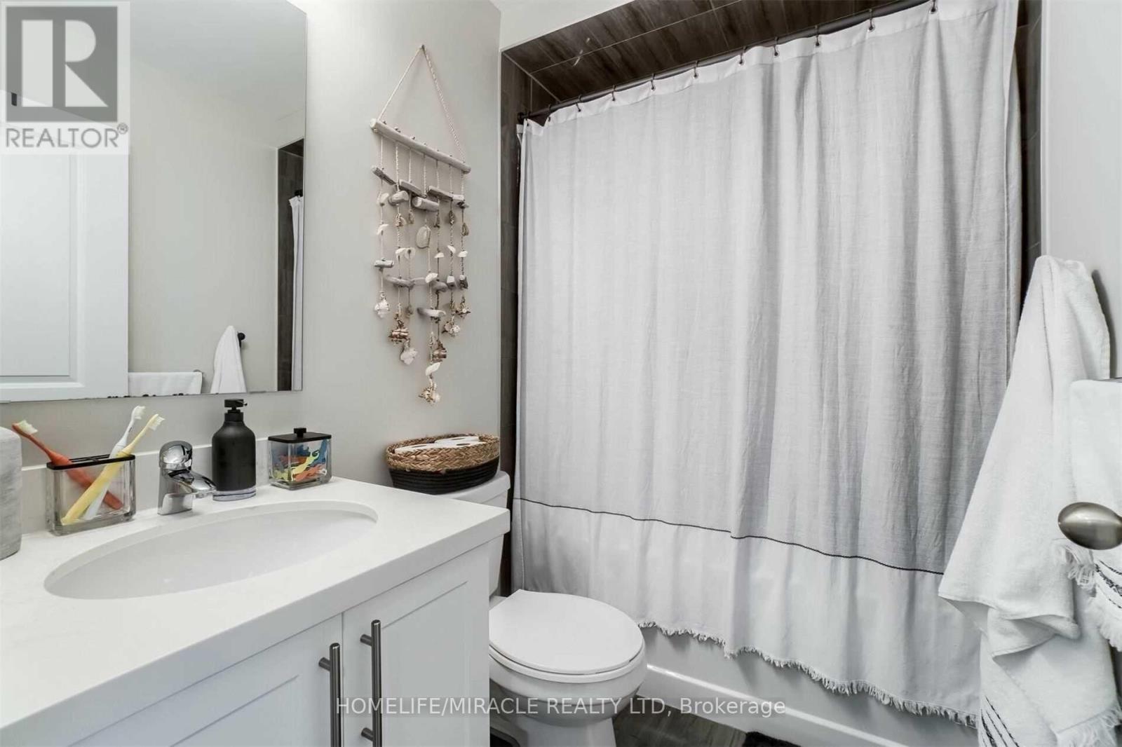 90 Bobolink Road E, Hamilton (Bruleville), Ontario  L9A 0C5 - Photo 12 - X12784326