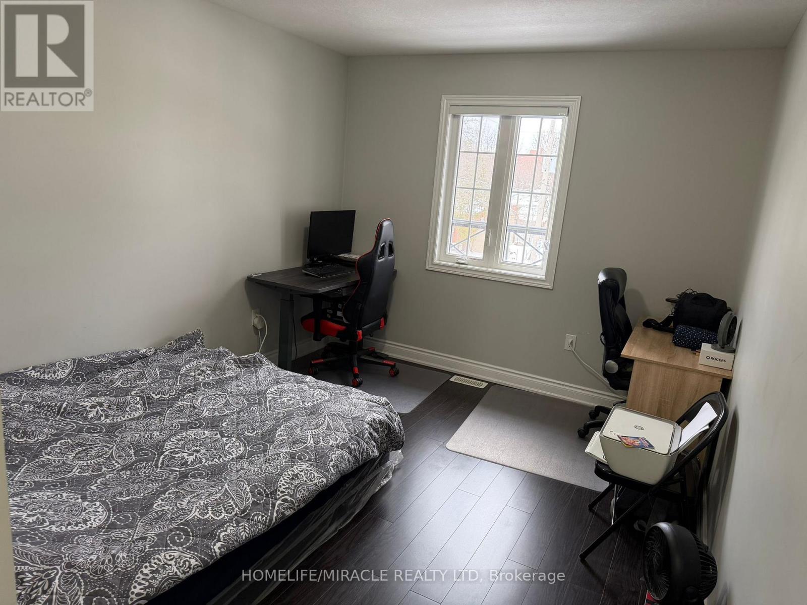 90 Bobolink Road E, Hamilton (Bruleville), Ontario  L9A 0C5 - Photo 9 - X12784326