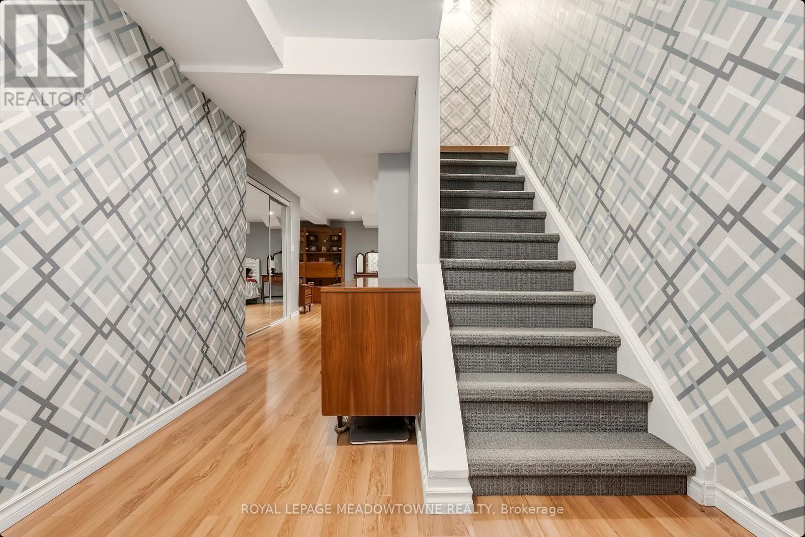 44 - 1 Royalwood Court, Hamilton, Ontario  L8E 4Y3 - Photo 32 - X12784332