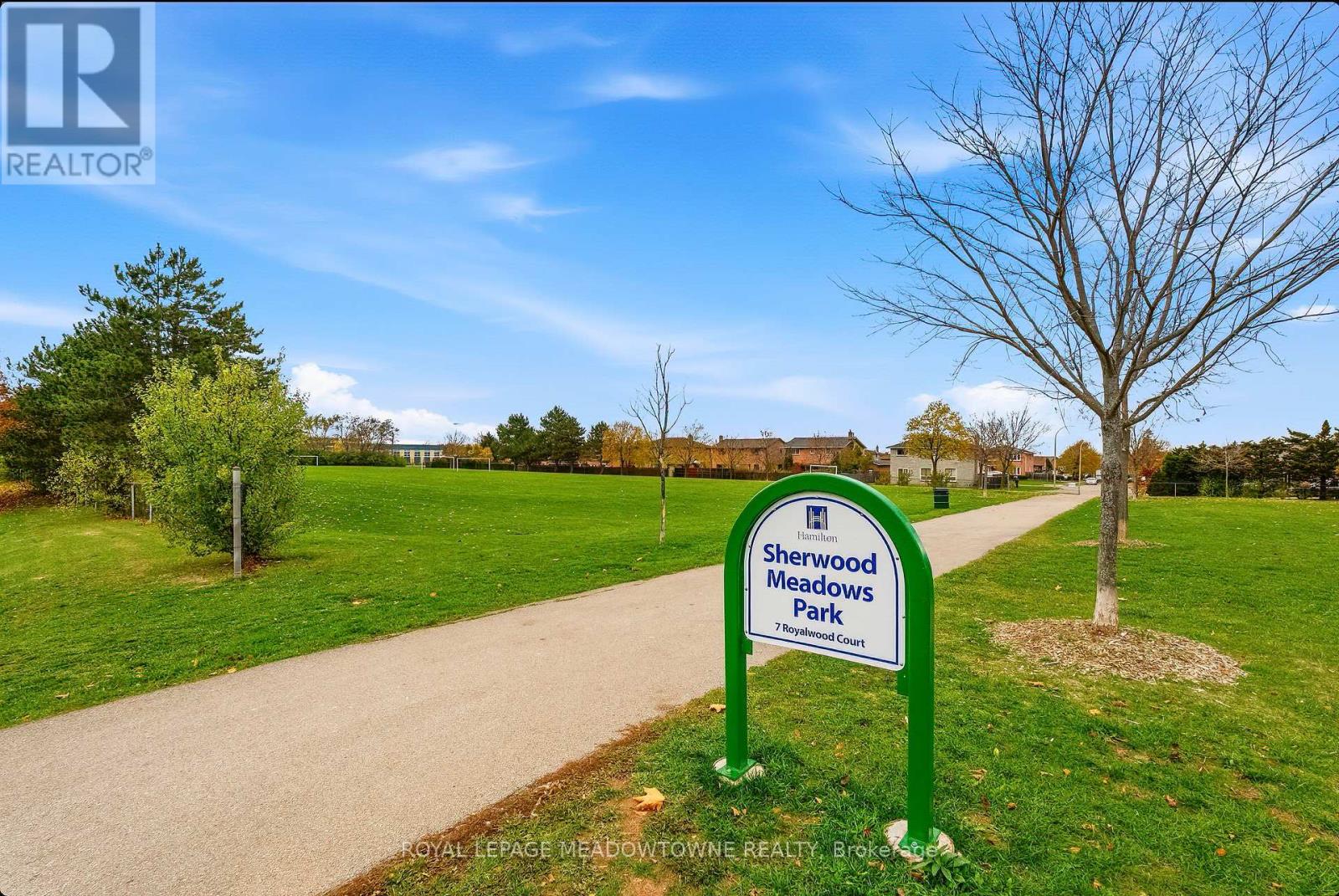 44 - 1 Royalwood Court, Hamilton, Ontario  L8E 4Y3 - Photo 46 - X12784332