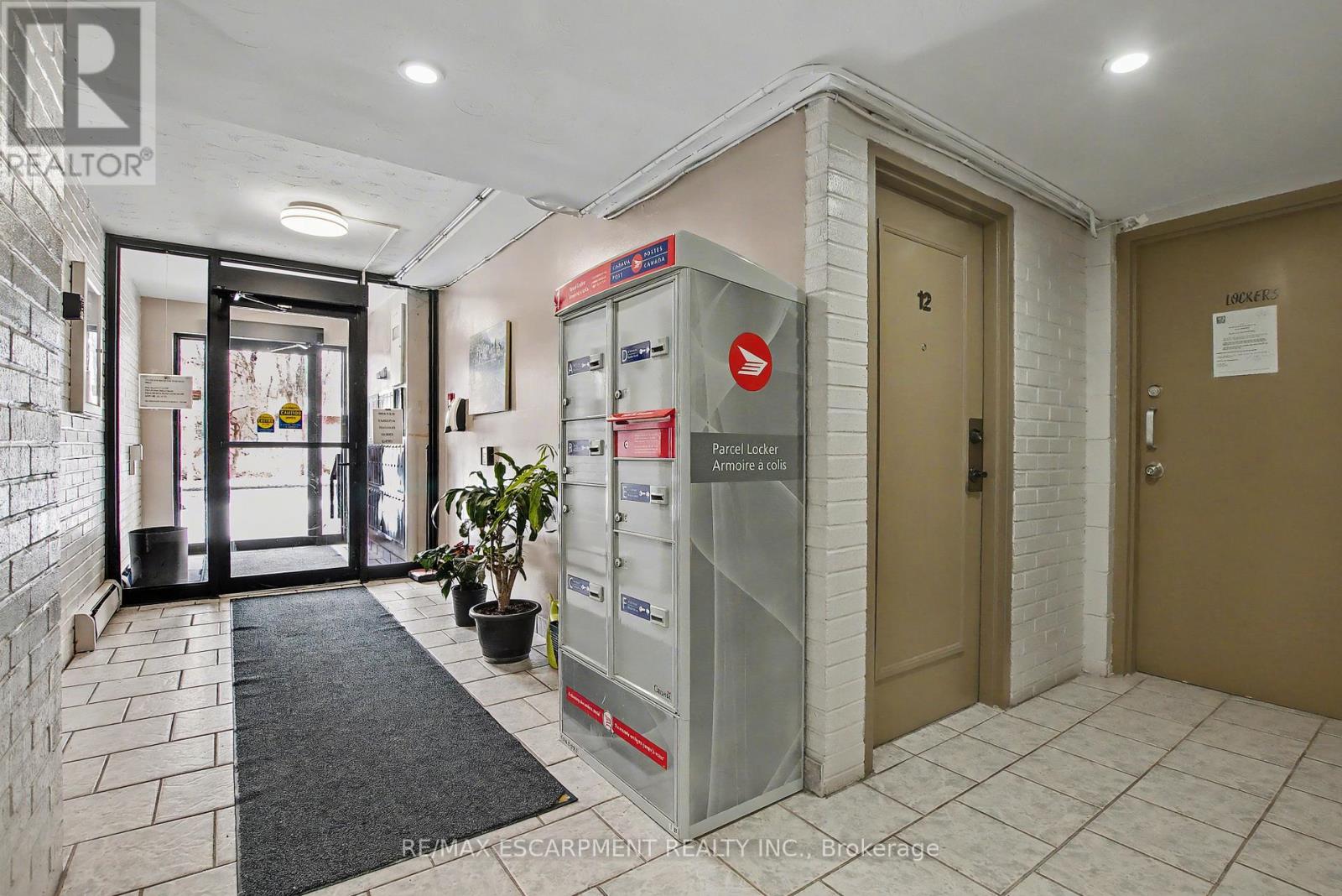 36 - 2373 King Street E, Hamilton, Ontario  L8K 1X9 - Photo 4 - X12784336