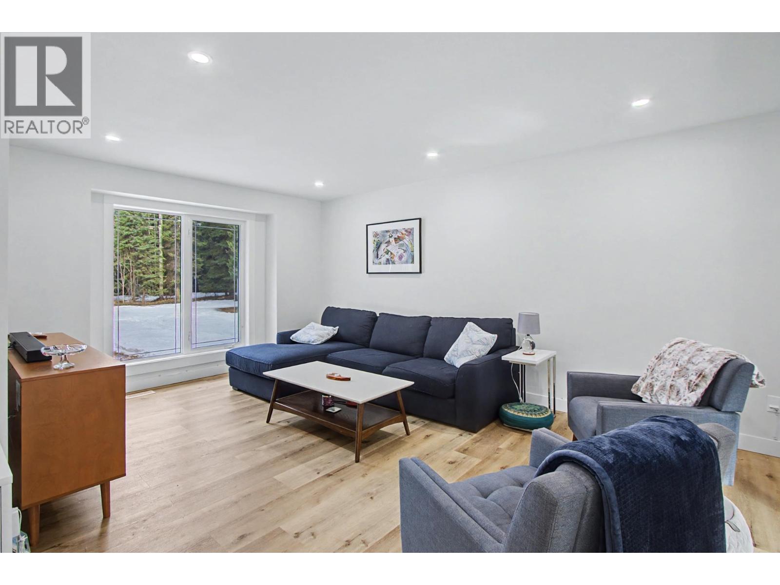 11845 Russell Road, Prince George, British Columbia  V2N 5A7 - Photo 9 - R3089422