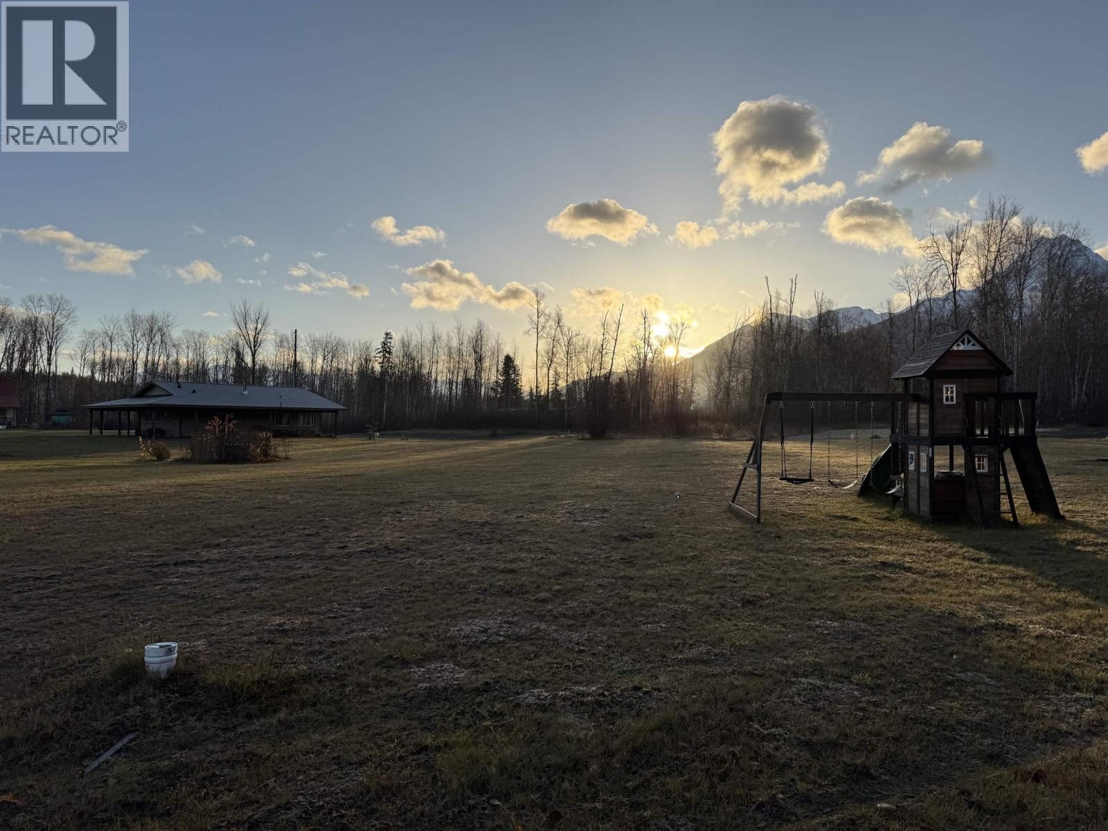 2 5115 Swannell Drive, Hazelton, British Columbia  V0J 1Y1 - Photo 10 - R3089418