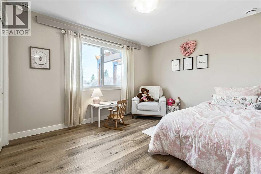 221 1st Avenue Nw, Diamond Valley, Alberta  T0L 0H0 - Photo 18 - A2285135