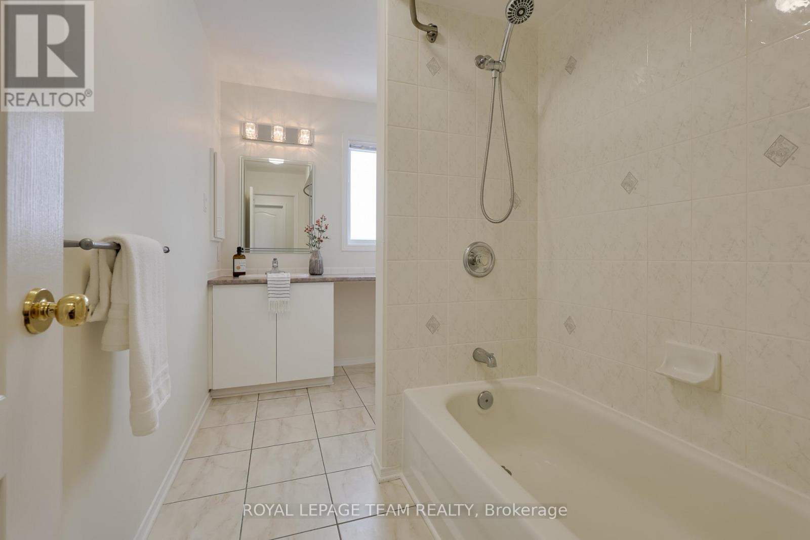 7 Manorgate Place, Ottawa, Ontario  K2G 6L3 - Photo 38 - X12783934