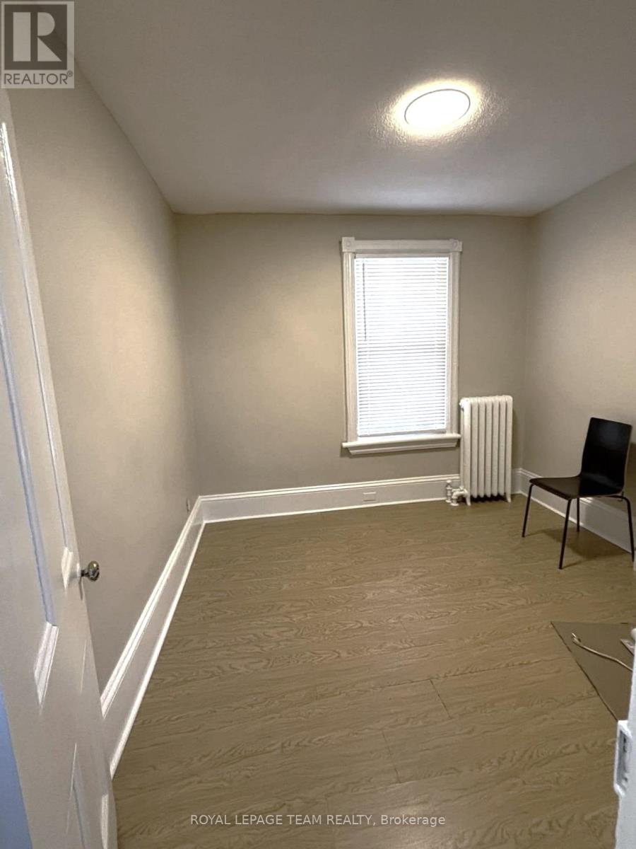 158 St Andrew Street, Ottawa, Ontario  K1N 5G4 - Photo 14 - X12613342