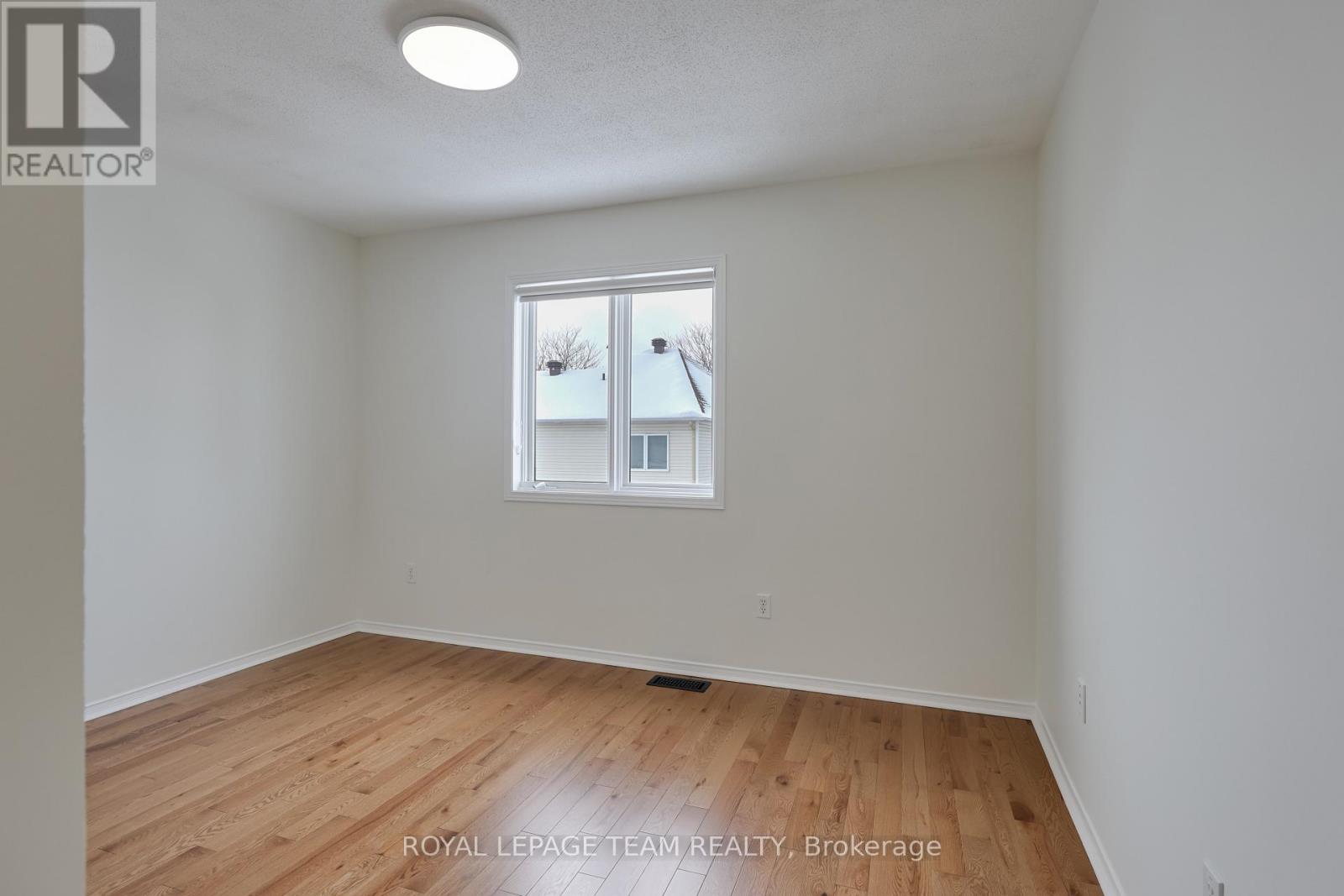 7 Manorgate Place, Ottawa, Ontario  K2G 6L3 - Photo 34 - X12783934