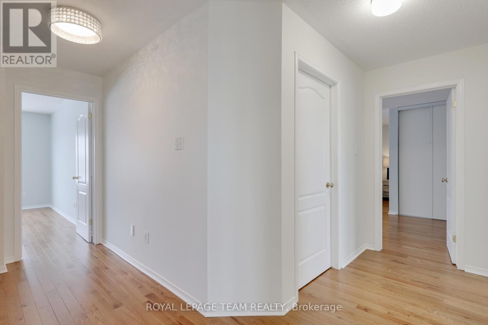 7 Manorgate Place, Ottawa, Ontario  K2G 6L3 - Photo 28 - X12783934