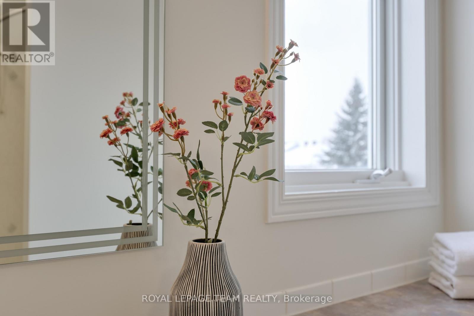 7 Manorgate Place, Ottawa, Ontario  K2G 6L3 - Photo 40 - X12783934