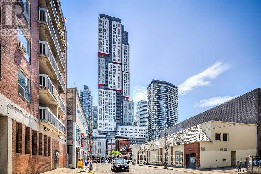 1106 - 318 Richmond Street W, Toronto (Waterfront Communities), Ontario  M5V 0B4 - Photo 1 - C12783818