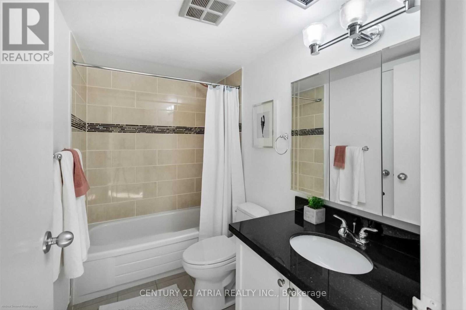 2616 - 633 Bay Street, Toronto (Bay Street Corridor), Ontario  M5G 2G4 - Photo 16 - C12784240