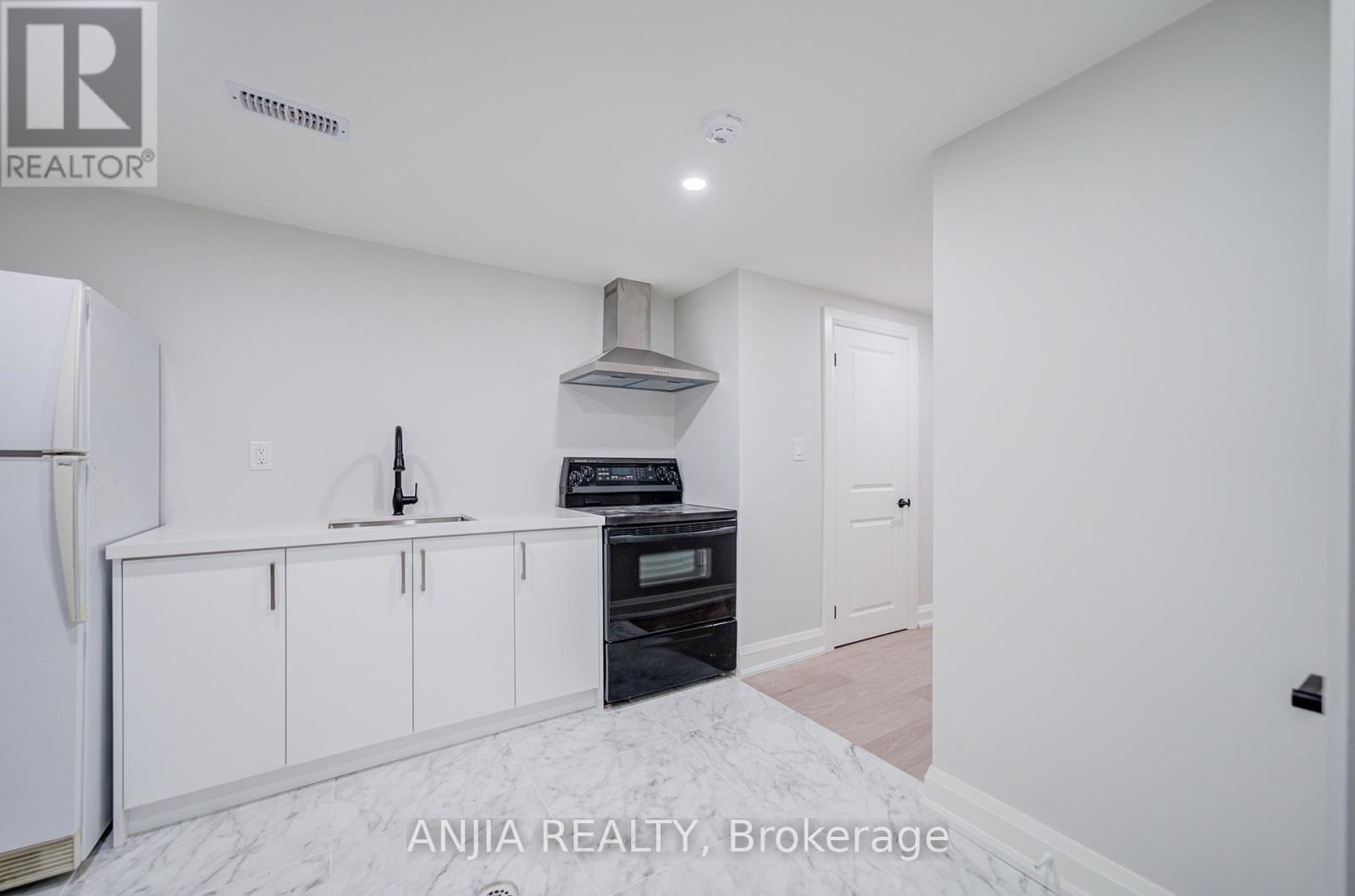 11 Drakefield Road, Markham, Ontario  L3P 1G6 - Photo 27 - N12775106