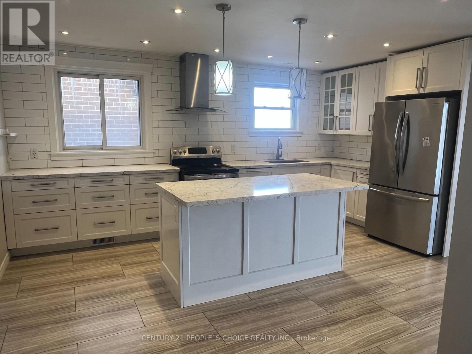 14 Albermarle Court, Brampton, Ontario  L6Z 1R4 - Photo 11 - W12740264