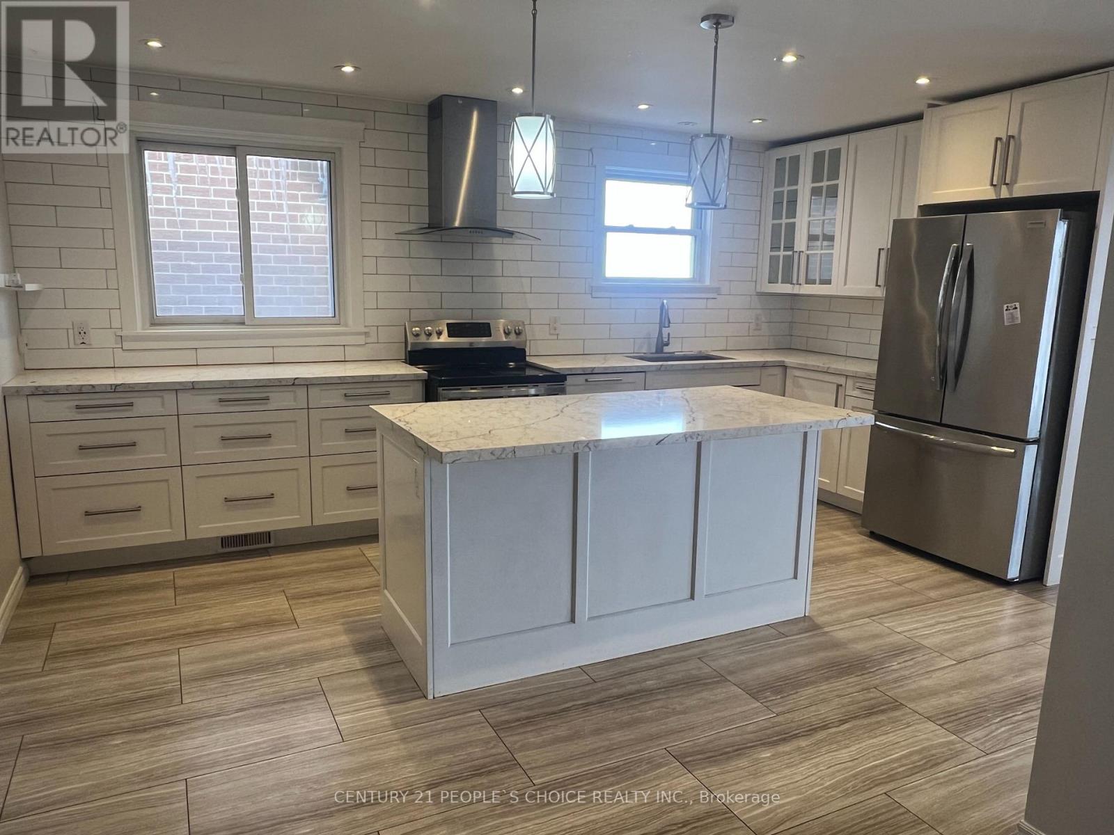 14 Albermarle Court, Brampton, Ontario  L6Z 1R4 - Photo 13 - W12740264