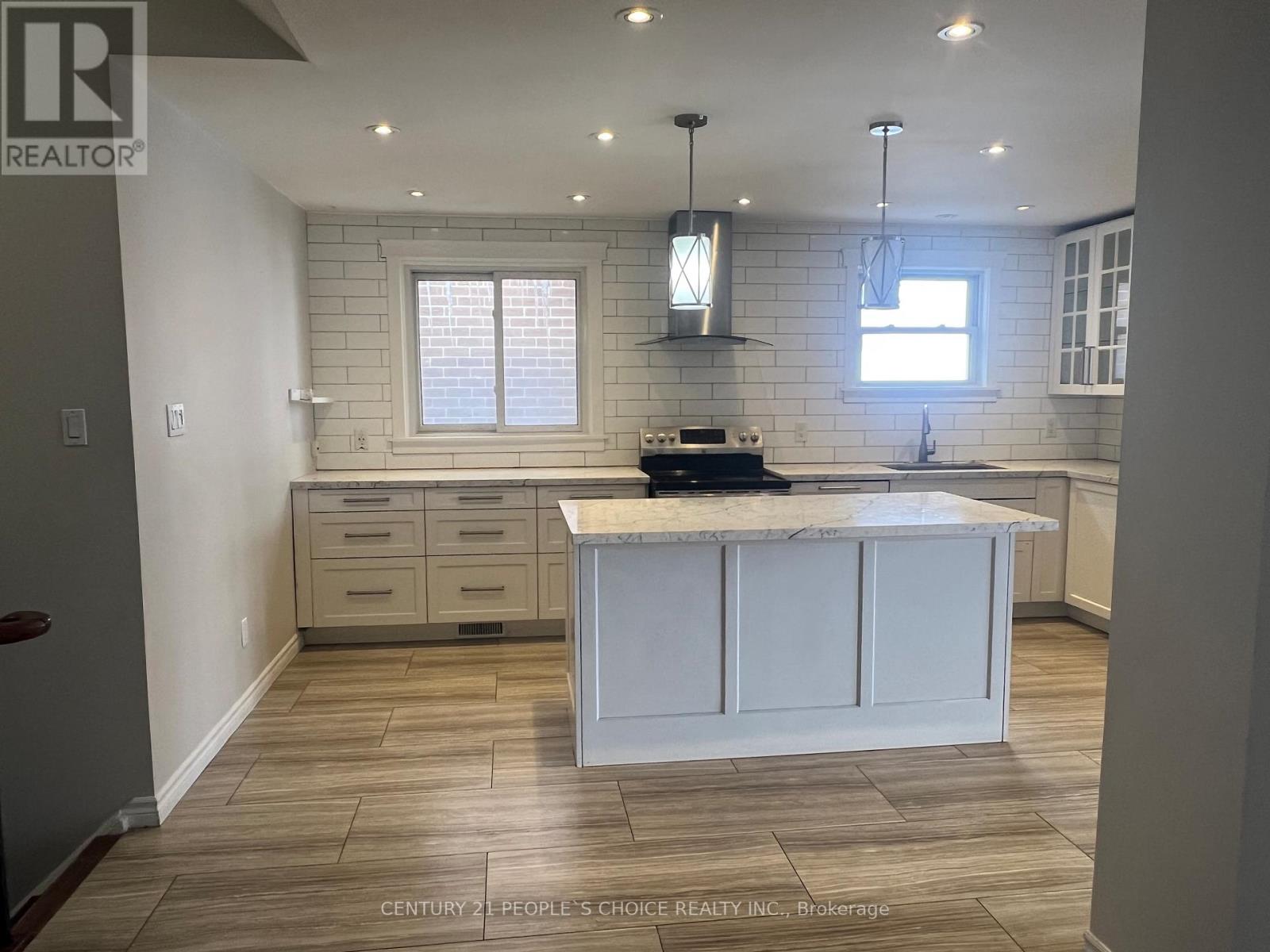 14 Albermarle Court, Brampton, Ontario  L6Z 1R4 - Photo 10 - W12740264