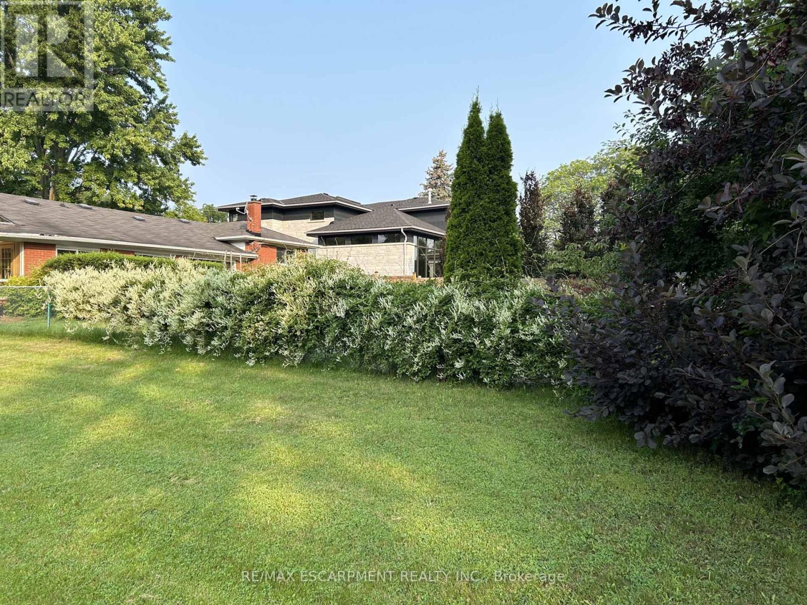 345 Sandlewood Road, Oakville, Ontario  L6L 3S1 - Photo 37 - W12780752