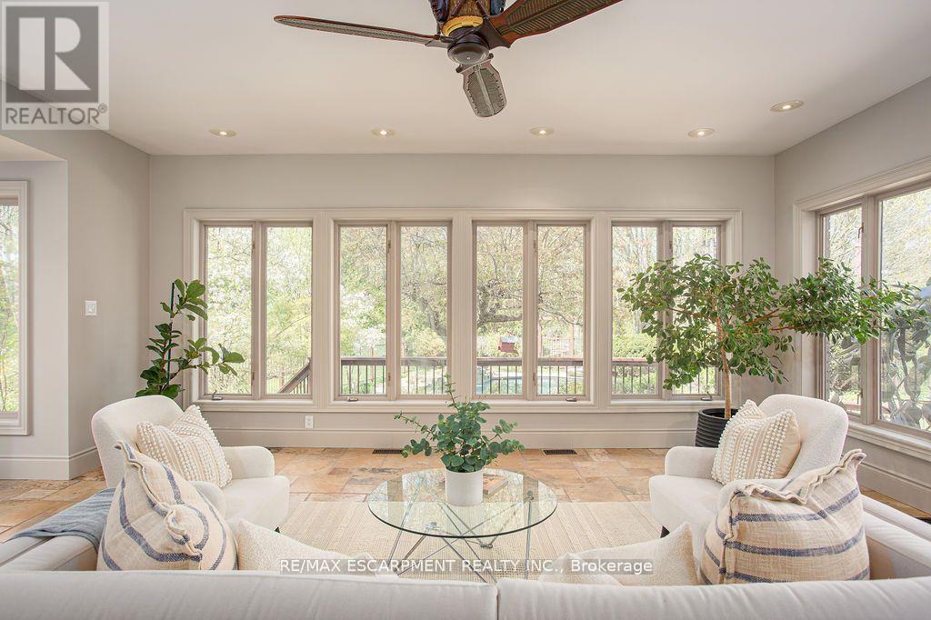 27 Blackberry Place, Hamilton (Carlisle), Ontario  L0R 1H2 - Photo 23 - X12463456