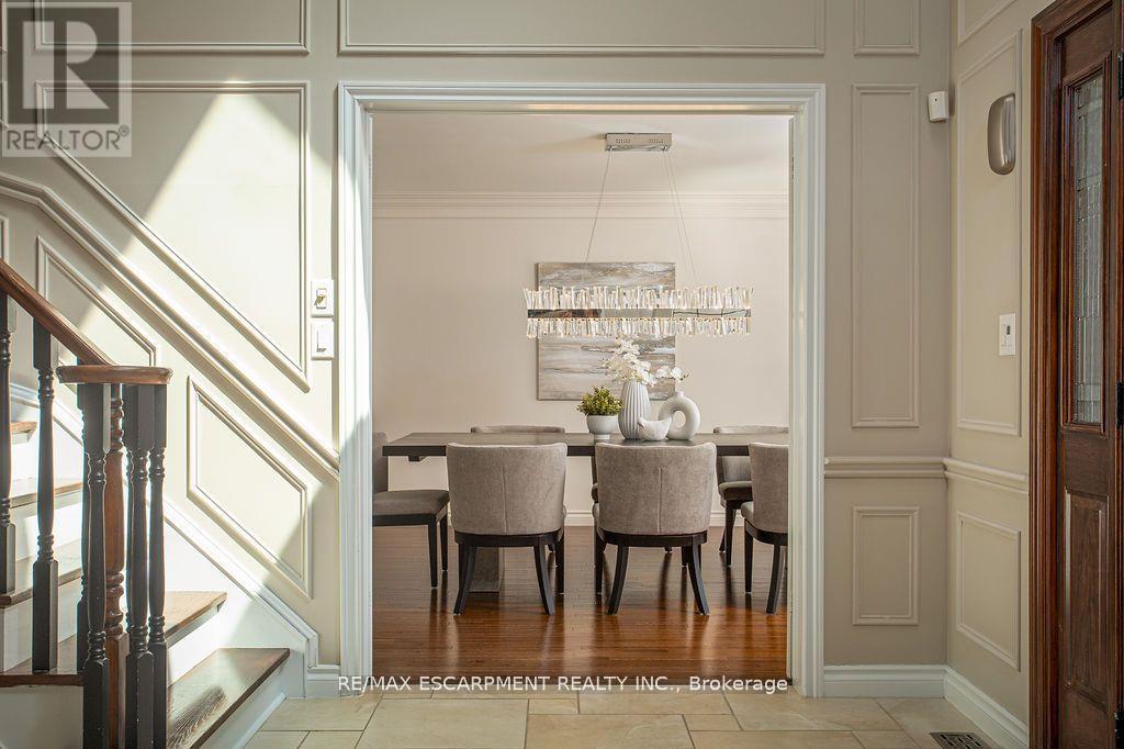 27 Blackberry Place, Hamilton (Carlisle), Ontario  L0R 1H2 - Photo 17 - X12463456