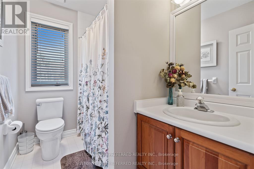 31 Havenwood Way, London North, Ontario  N6H 5B8 - Photo 23 - X12784372