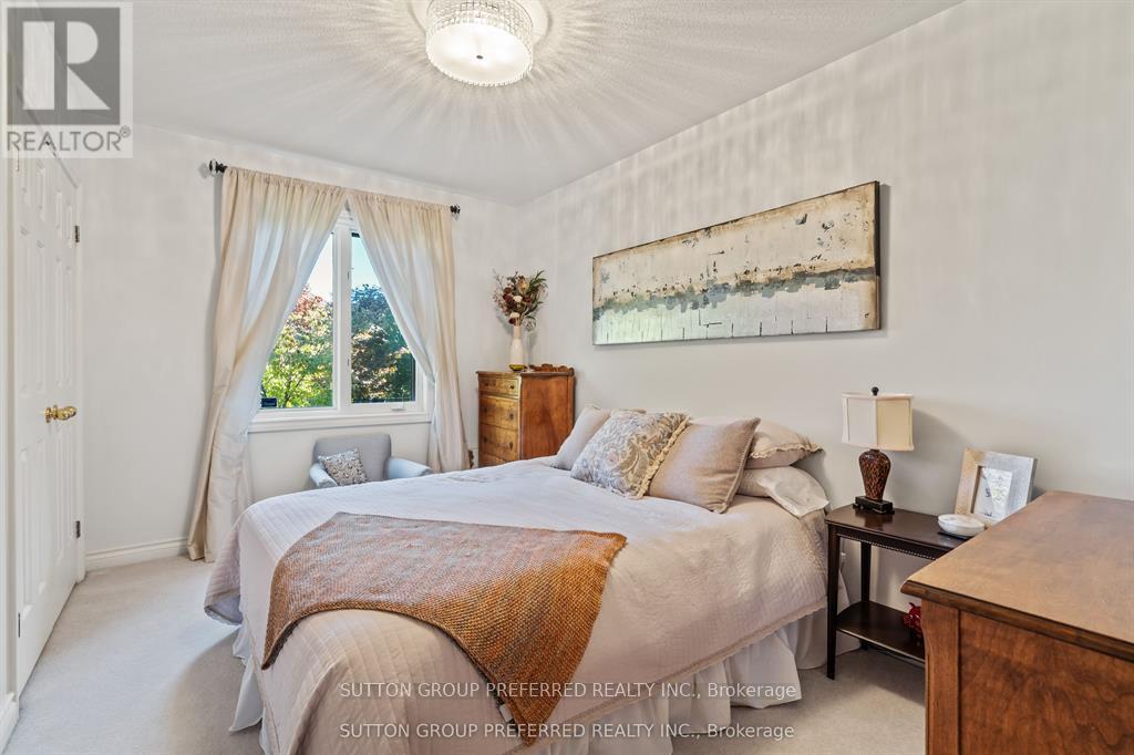 31 Havenwood Way, London North, Ontario  N6H 5B8 - Photo 24 - X12784372