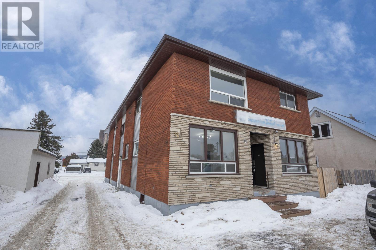 140 Frederica St E, Thunder Bay, Ontario  P7V 3V5 - Photo 1 - TB2600207