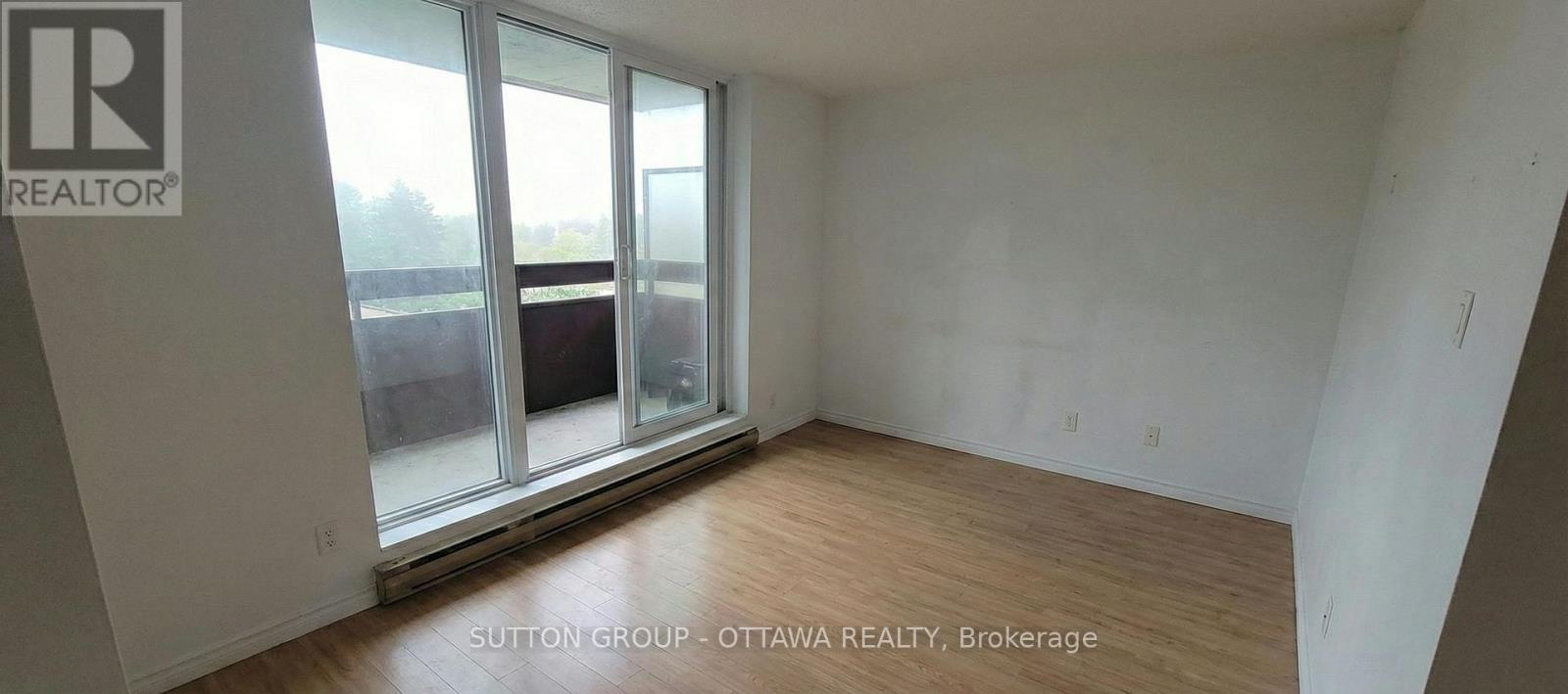 516 - 2000 Jasmine Crescent, Ottawa, Ontario  K1J 8K4 - Photo 3 - X12784428