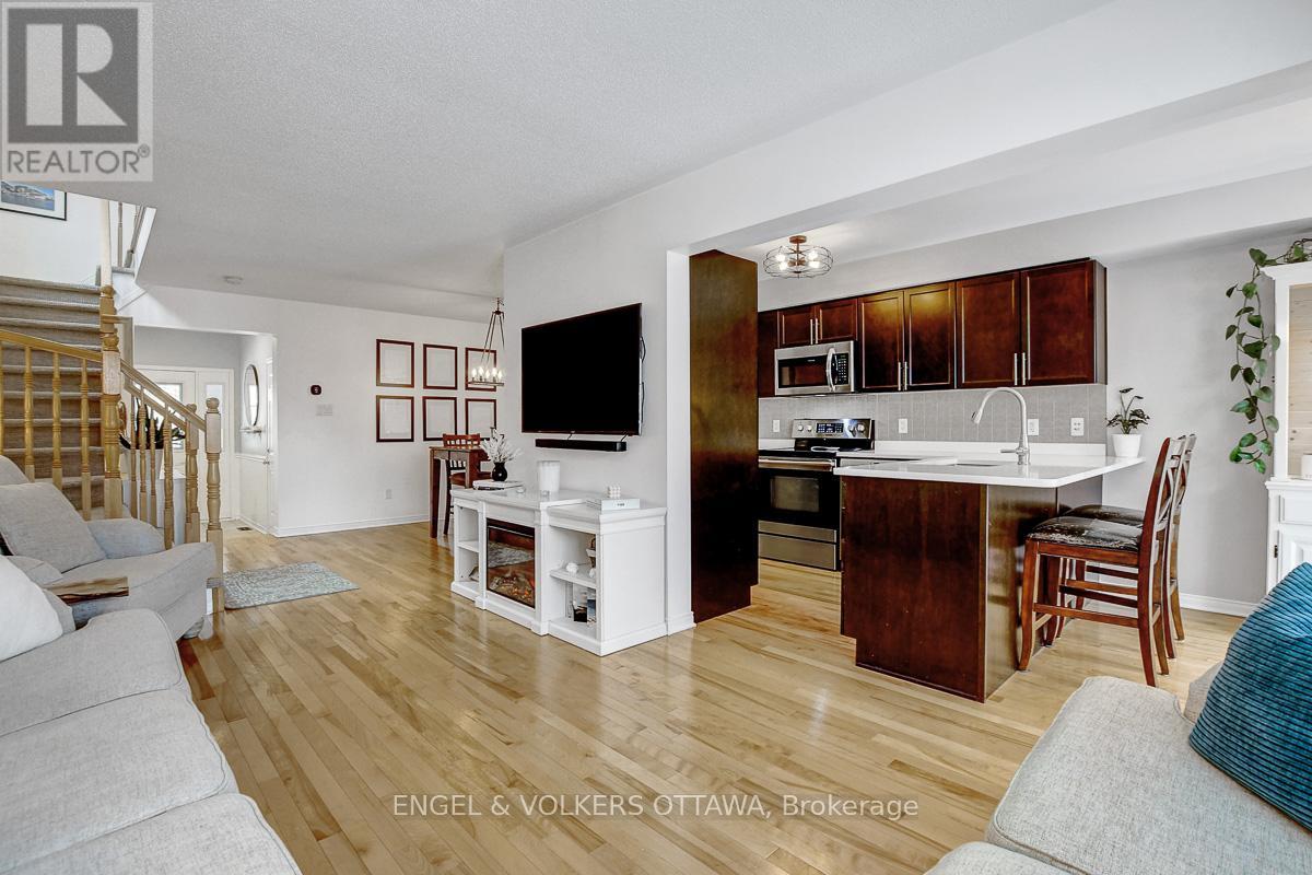 308 Tabaret Street, Ottawa, Ontario  K2M 0B8 - Photo 11 - X12784448