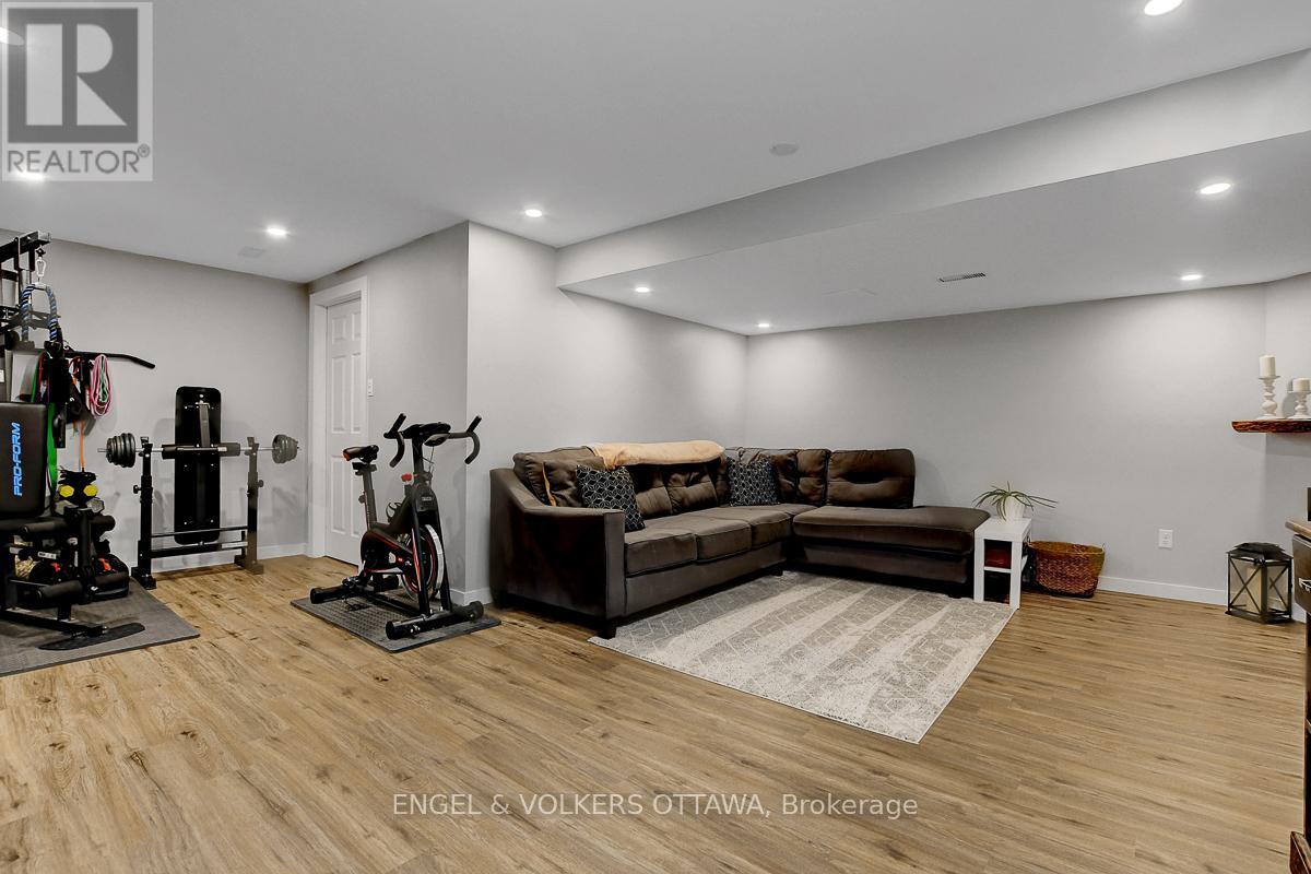 308 Tabaret Street, Ottawa, Ontario  K2M 0B8 - Photo 40 - X12784448