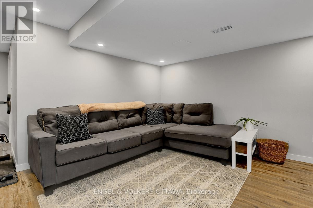 308 Tabaret Street, Ottawa, Ontario  K2M 0B8 - Photo 41 - X12784448
