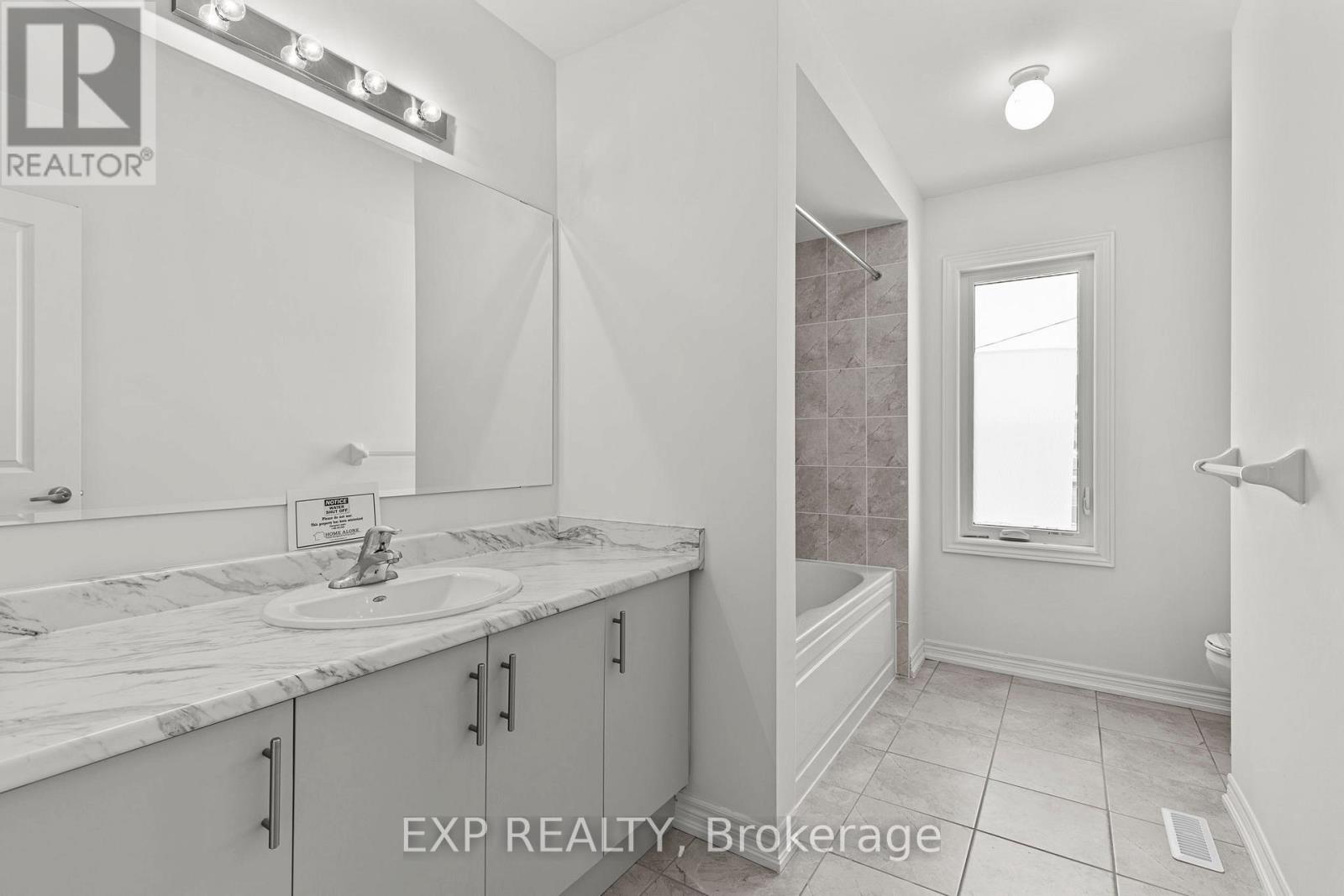 52 Baycroft Boulevard, Essa, Ontario  L3W 0M1 - Photo 20 - N12767918